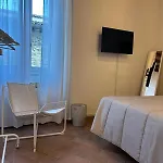 Di Bianca, Lt Via Alunno 20 *
