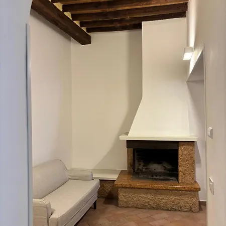 Di Bianca, Lt Via Alunno 20 Foligno