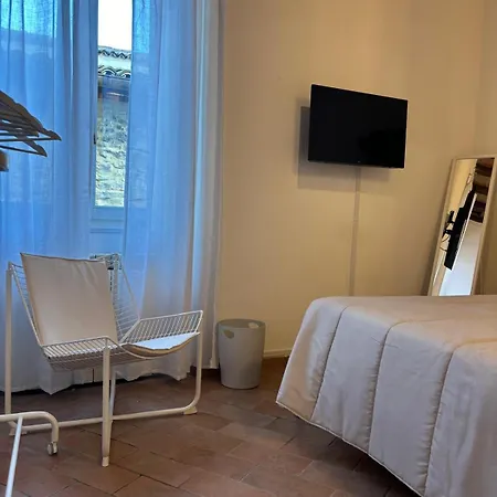 Di Bianca, Lt Via Alunno 20 Foligno