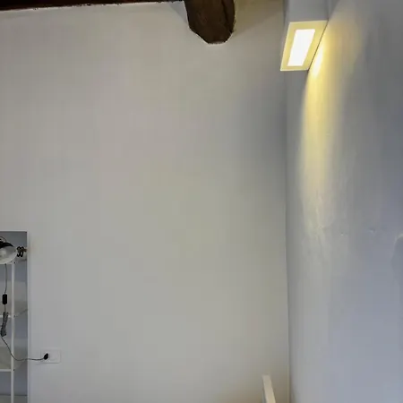 Di Bianca, Lt Via Alunno 20 Appartamento *